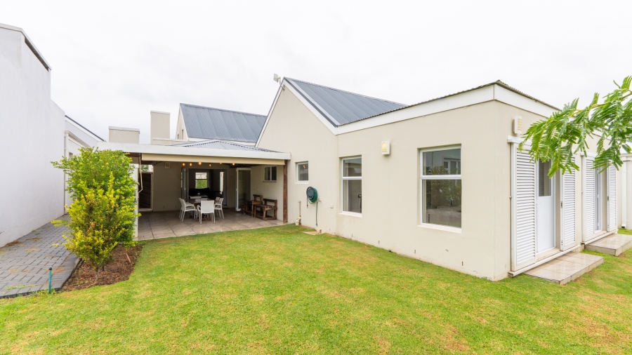 4 Bedroom Property for Sale in Silwerstrand Golf And River Estate Western Cape